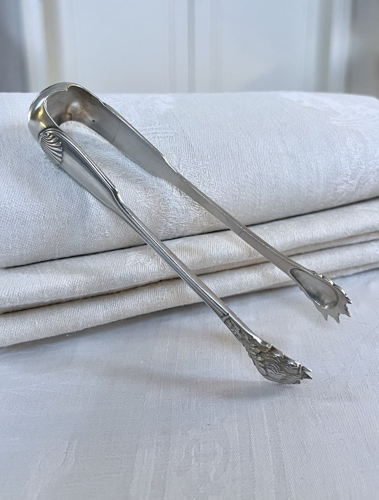 Solid Silver Sugar Tongs - Lion's Paws - Minerva Hallmark - Silversmith Savary & Sons-photo-1