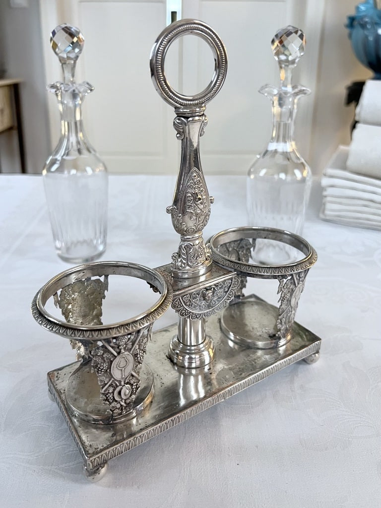 Serviteur huile vinaigre en régule argenté - Huilier Vinaigrier Flacons en verre-photo-3