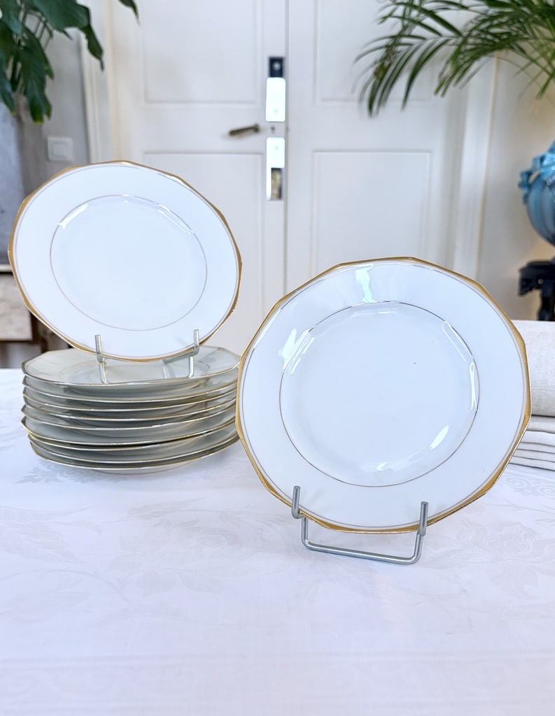Assiettes à dessert en porcelaine fine et filets à l'or fin - fin 19e siècle