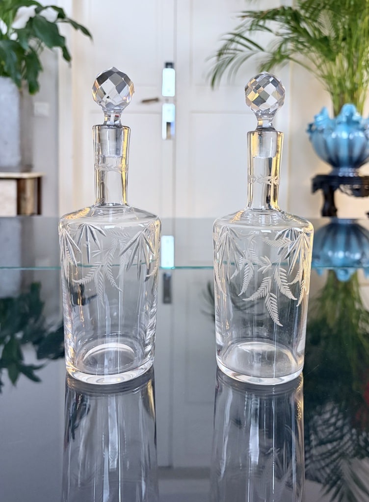 Blown-glass Oil And Vinegar Set With Foliage Design - Pair Of Cruets