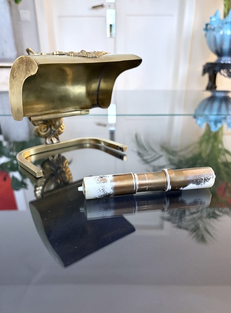 Brass Toilet Paper Holder - Bathroom Accessory - Vintage 1960s–70s-photo-7