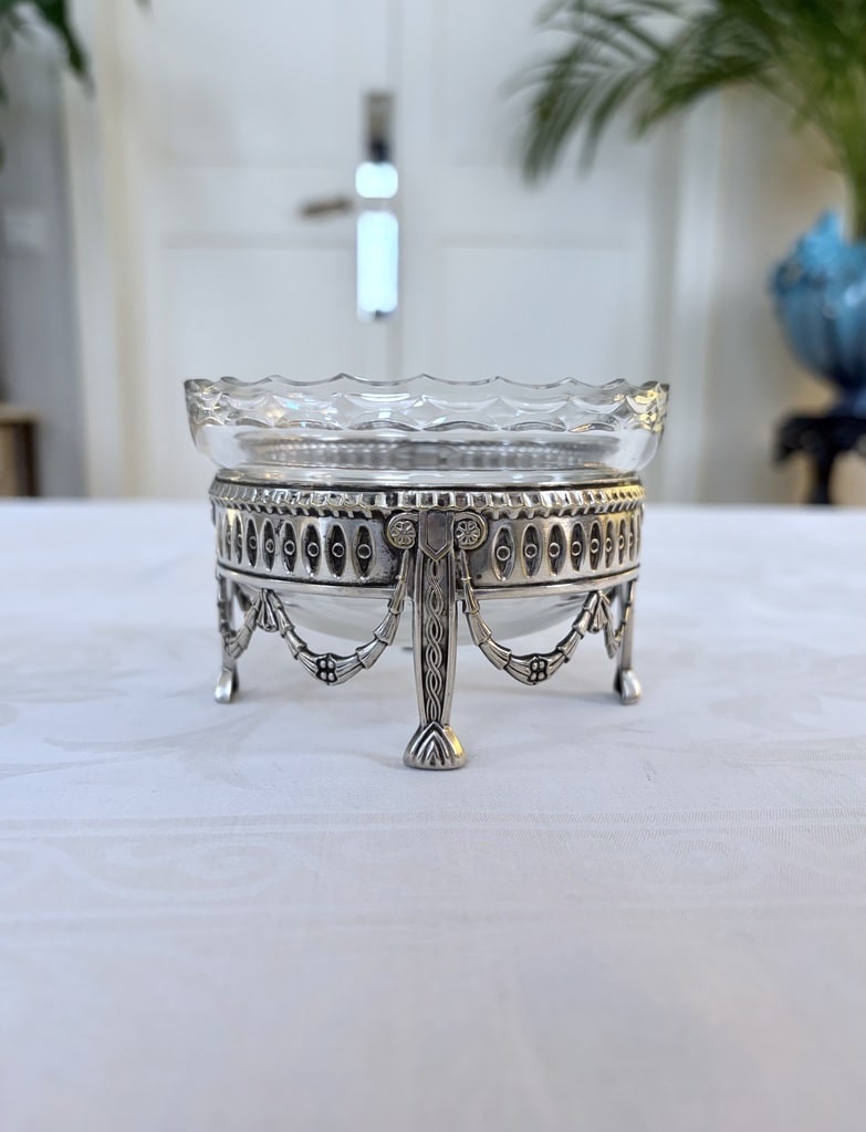 Crystal Finger Bowl With Silver-plated Metal Stand - Table Accessories
