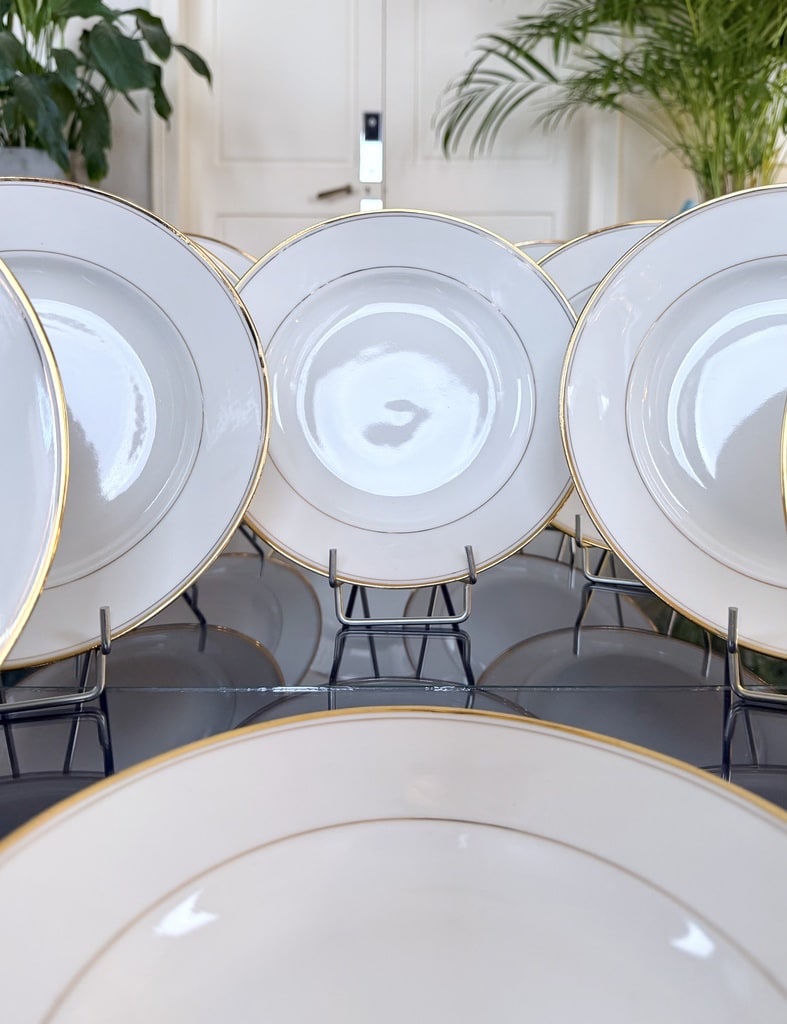 Assiettes à potage en porcelaine décor de filets à l'or fin - Cirot Gadouin - Service de table-photo-7