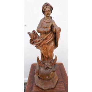  Immaculate Virgin From The 17th Century. In Wood . Standing Above The Lunar Sphere 80 Cm