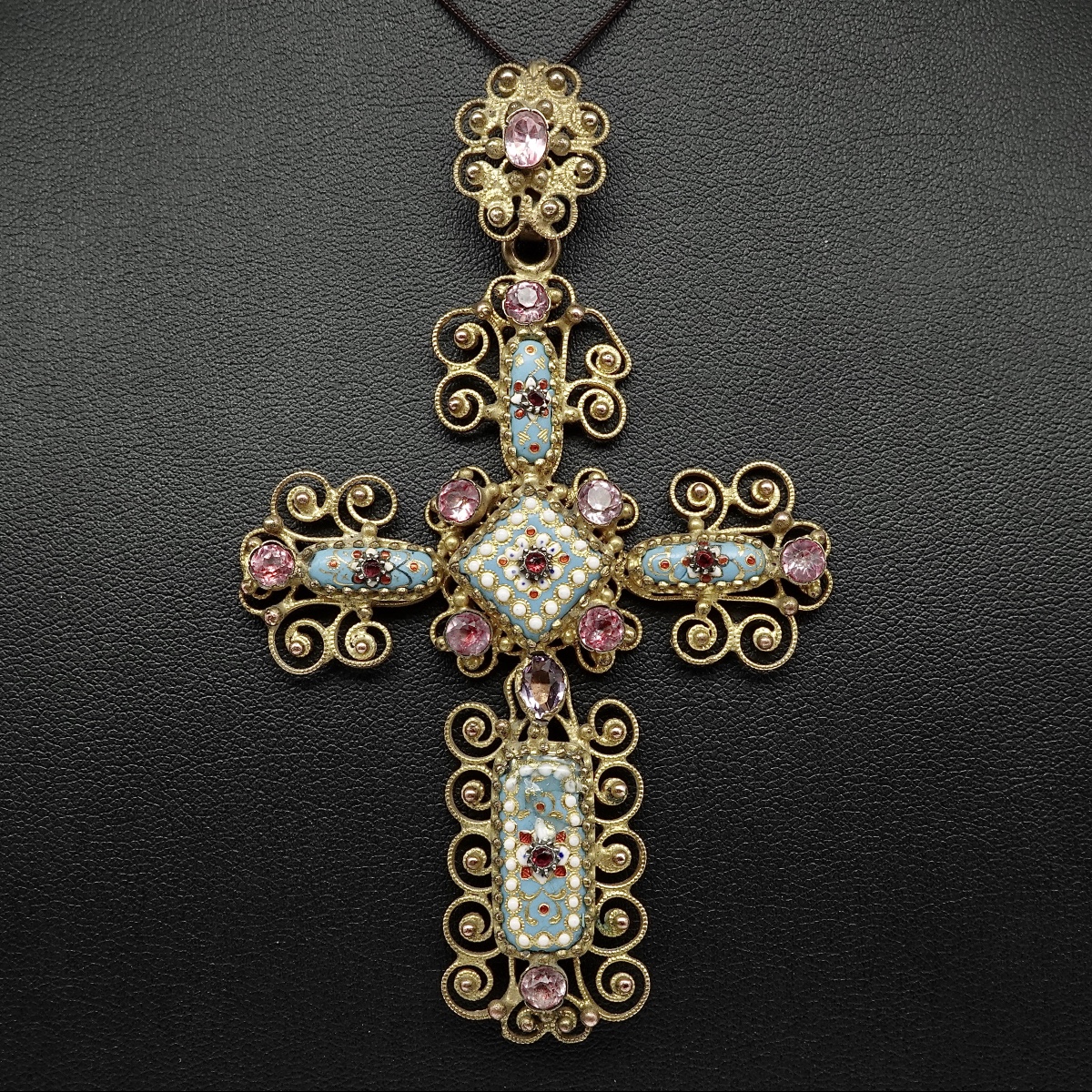 Croix pendentif 19&egrave;me Emaux Bressans et Cristaux sur Paillons Color&eacute;s-photo-3