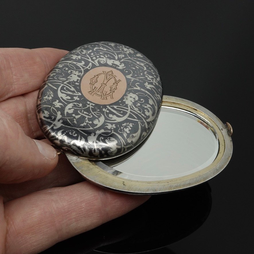 Sliding Mirror With Niellé Silver Pendant And Gold Monogram Cartridge, France Late 19th Century-photo-4