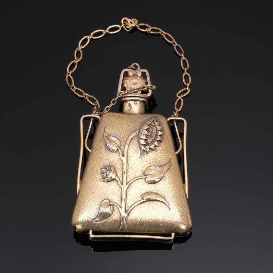 Camille Gueyton Art Nouveau Perfume Bottle Pendant In Vermeil Decorated With Sunflowers-photo-2