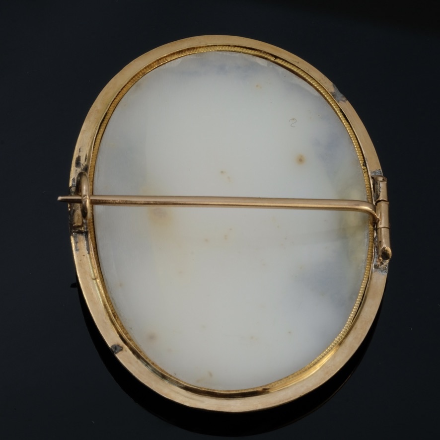 Early 19th Century Ephebe Brooch, Gold And Enamel Cameo -photo-1