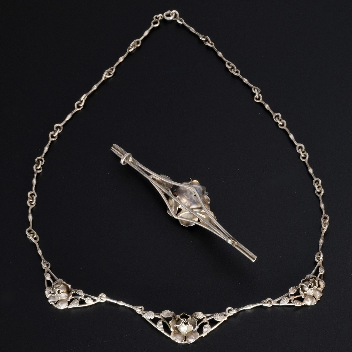 Ensemble 1900 Art Nouveau Argent Collier Et Broche Décor De Rose-photo-2