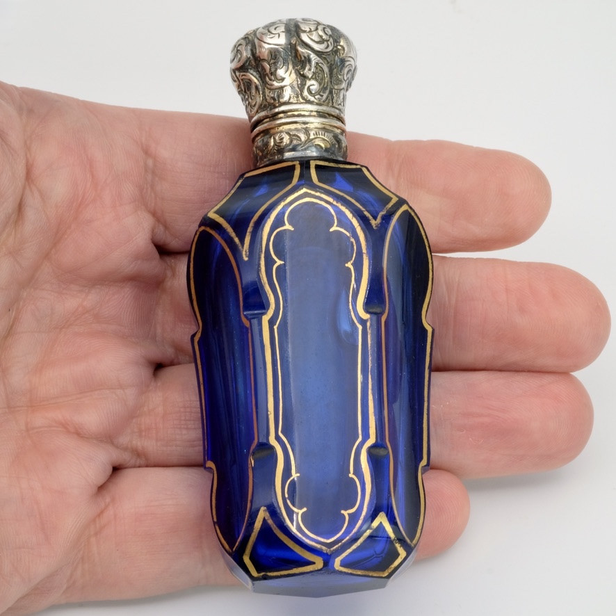 Blue Crystal Salt Bottle With Silver Cap Napoleon III-photo-5