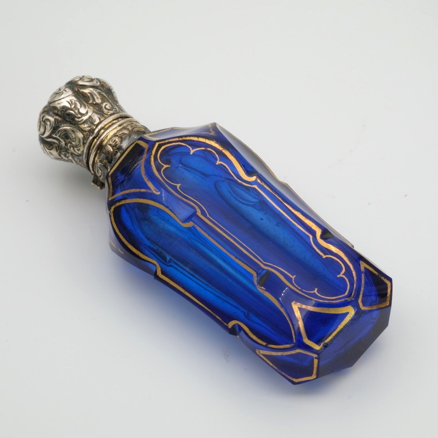Blue Crystal Salt Bottle With Silver Cap Napoleon III-photo-3