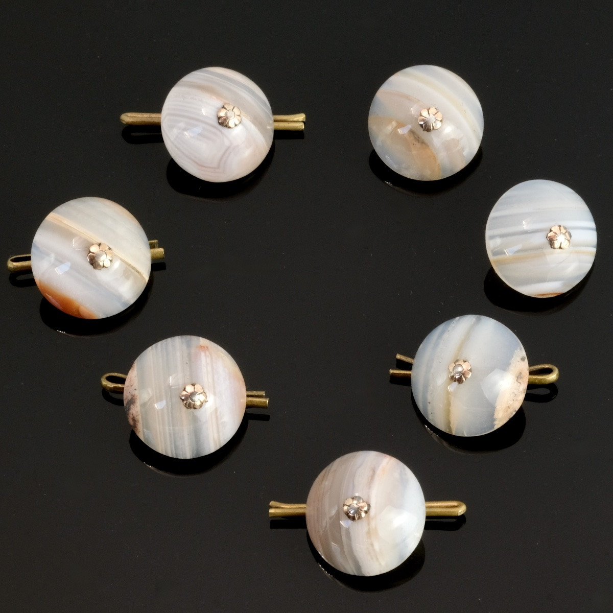 Set Of Seven 18th Century Buttons, Silver And Gold Agate In Their Chagrin Case-photo-3