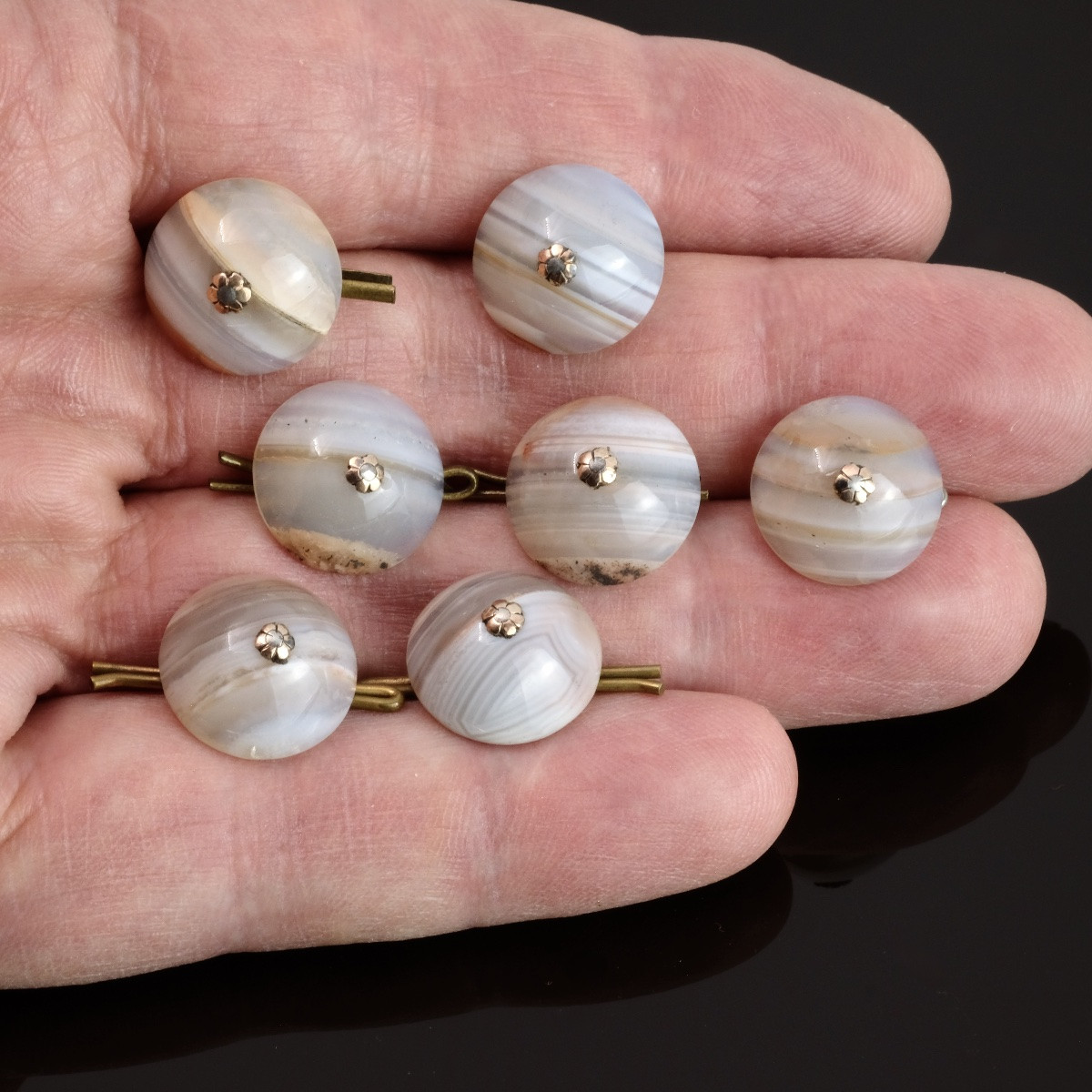 Set Of Seven 18th Century Buttons, Silver And Gold Agate In Their Chagrin Case-photo-5
