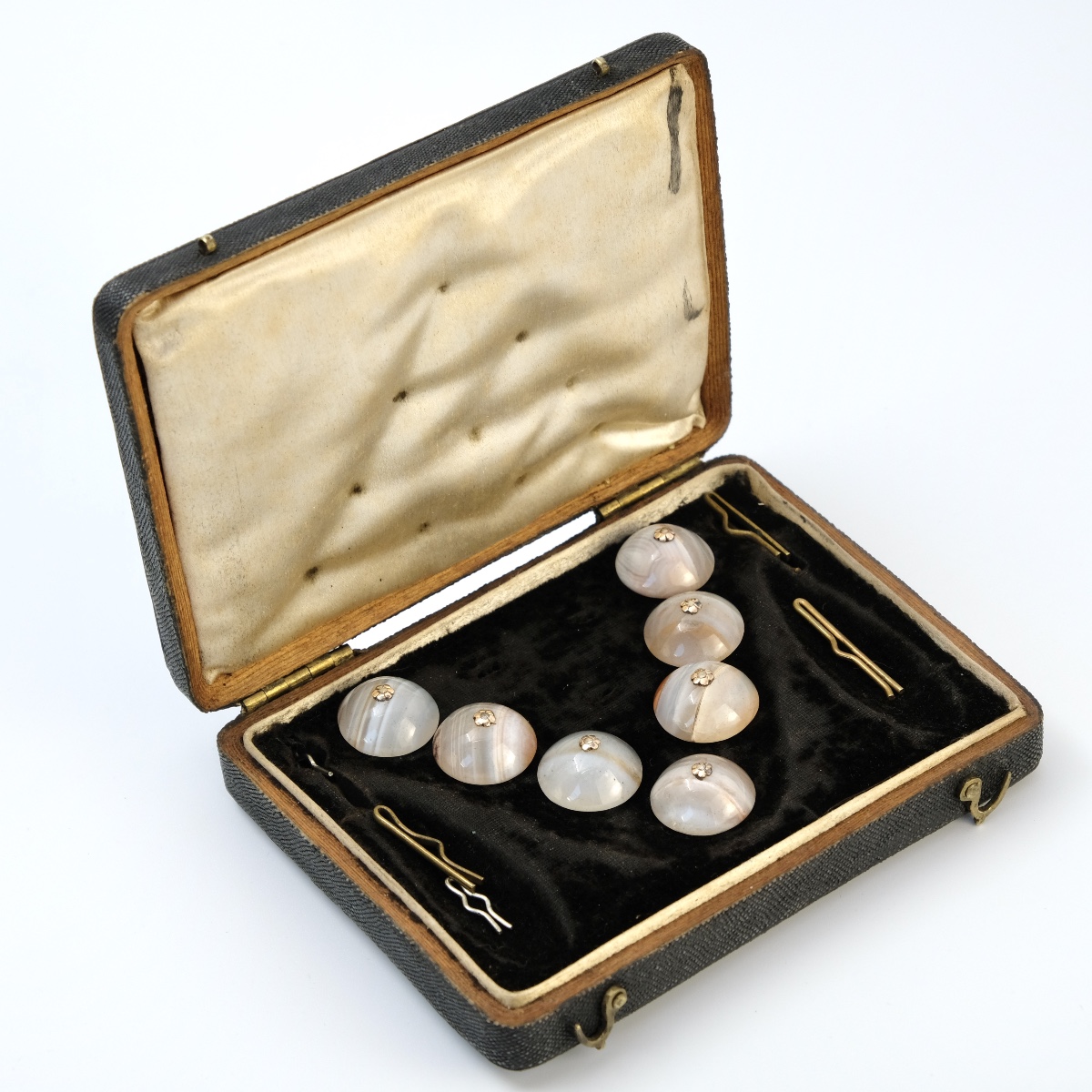 Set Of Seven 18th Century Buttons, Silver And Gold Agate In Their Chagrin Case