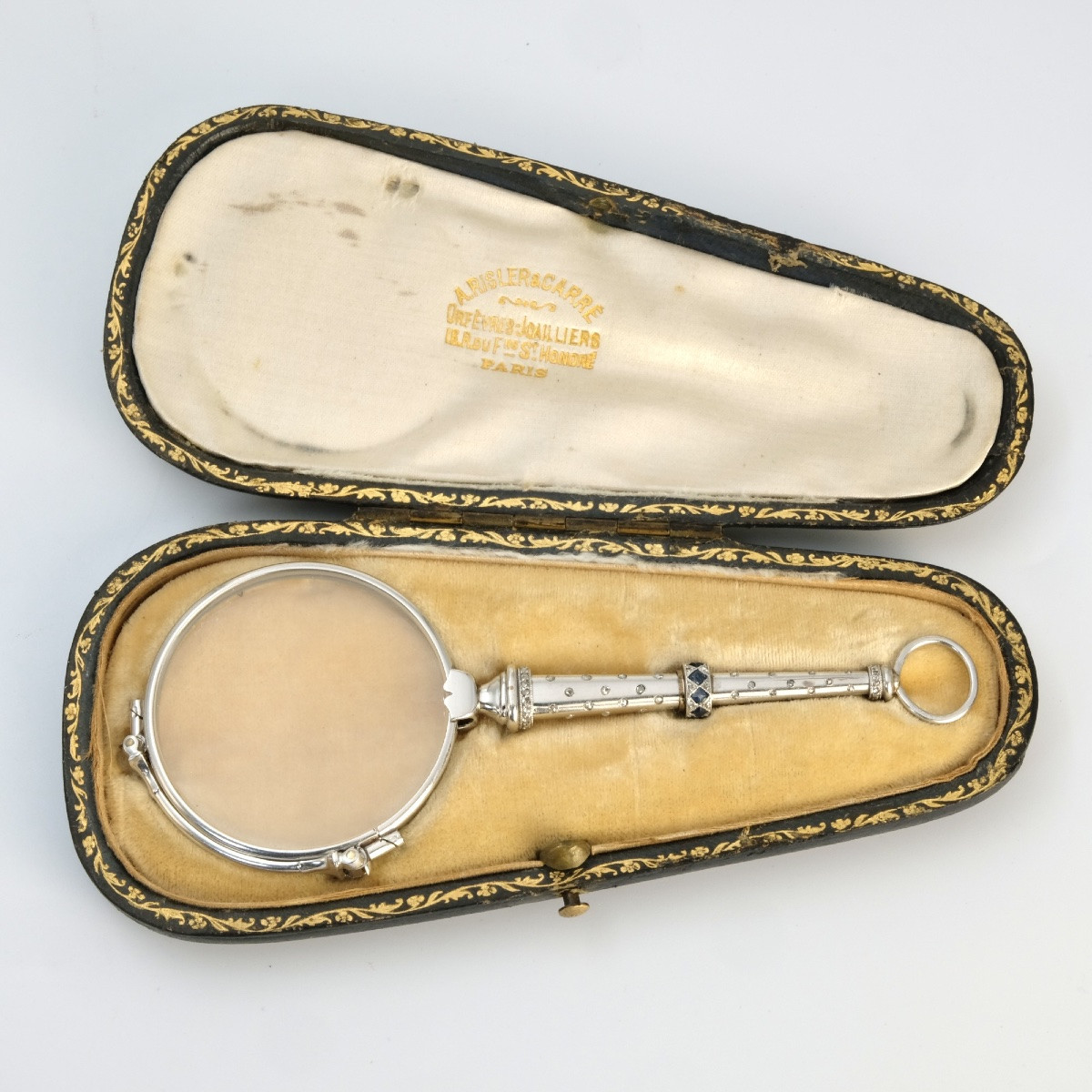 Art Deco Face To Hand Lorgnon In White Gold, Diamonds, Sapphires, In Its Risler&carré Case-photo-1