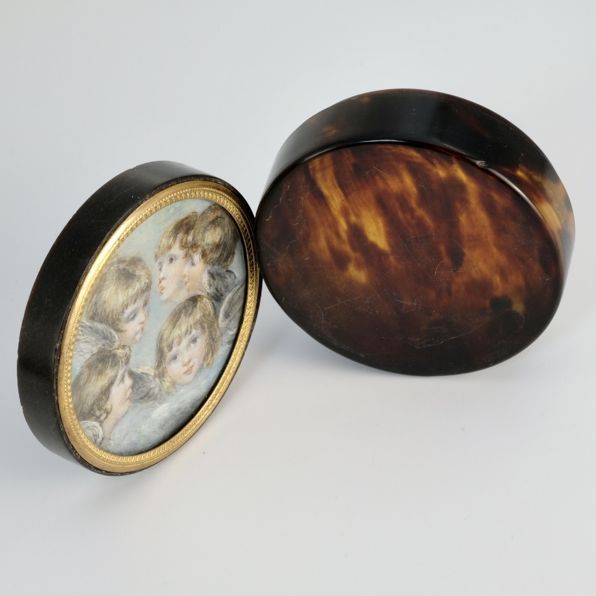 Miniature Tortoiseshell Box Of Children After Joshua Reynolds 19th Century-photo-2