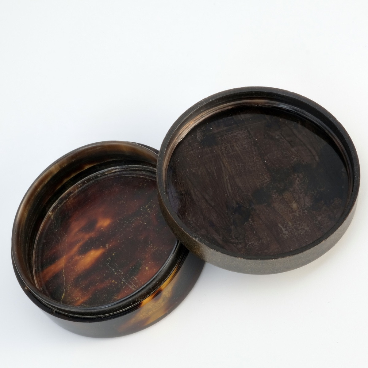 Miniature Tortoiseshell Box Of Children After Joshua Reynolds 19th Century-photo-3