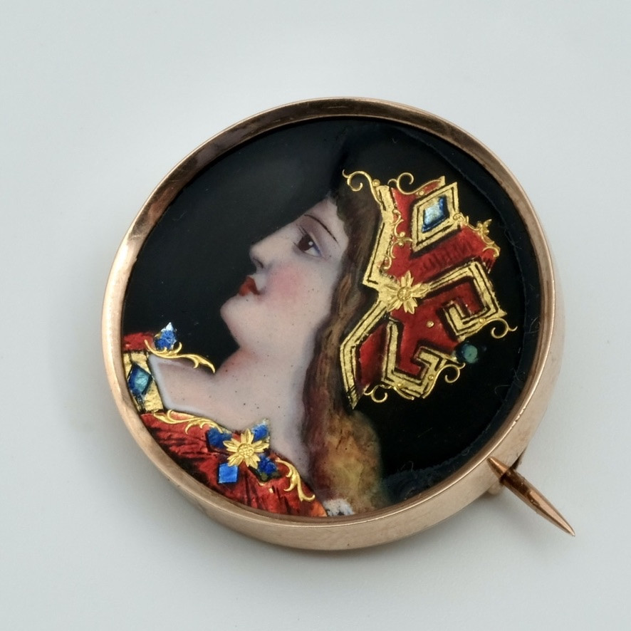 Broche profil de femme émaux et or style Renaissance,19ème siècle-photo-3