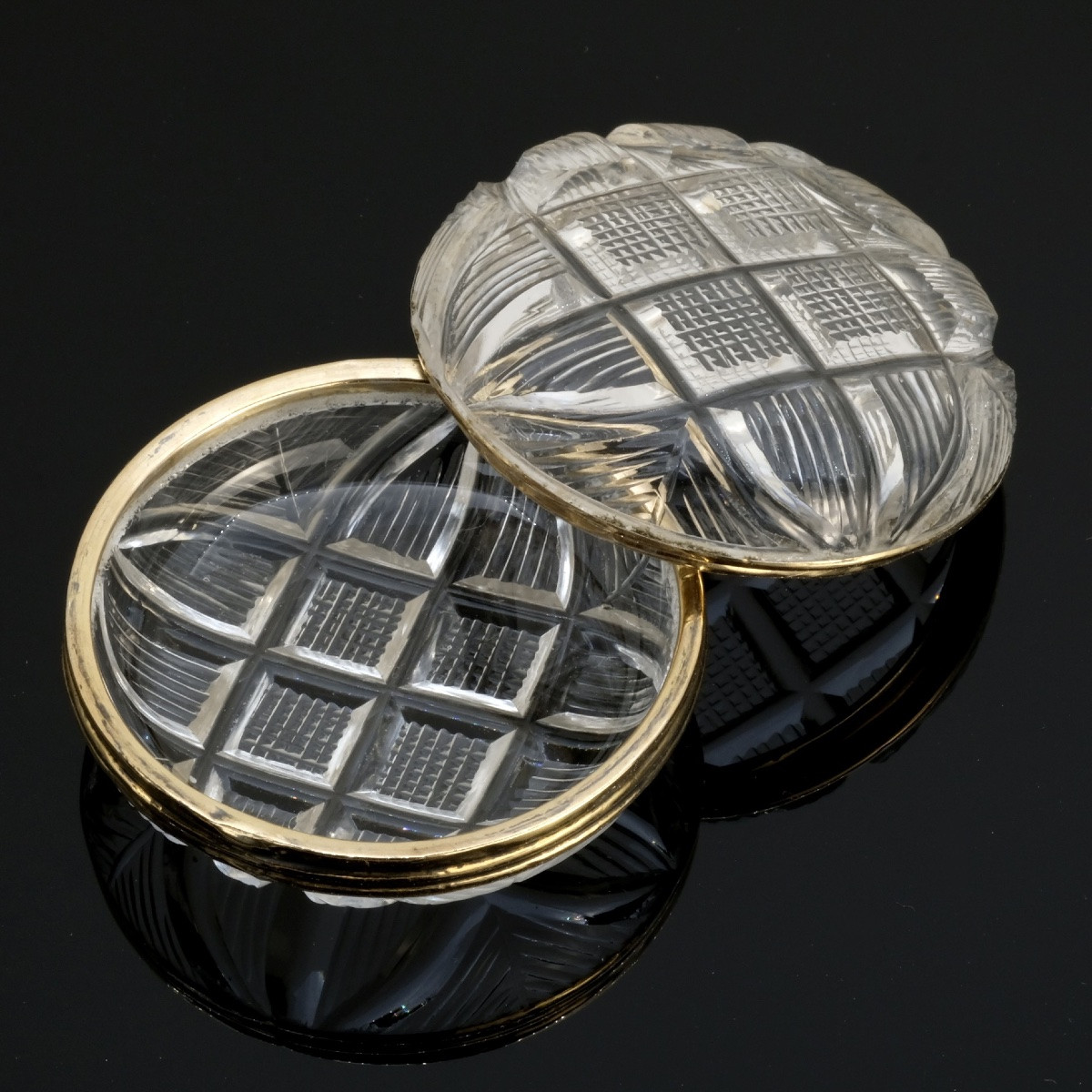 Tabatière ou boite à pilules cristal taillé et vermeil époque Restauration-photo-2