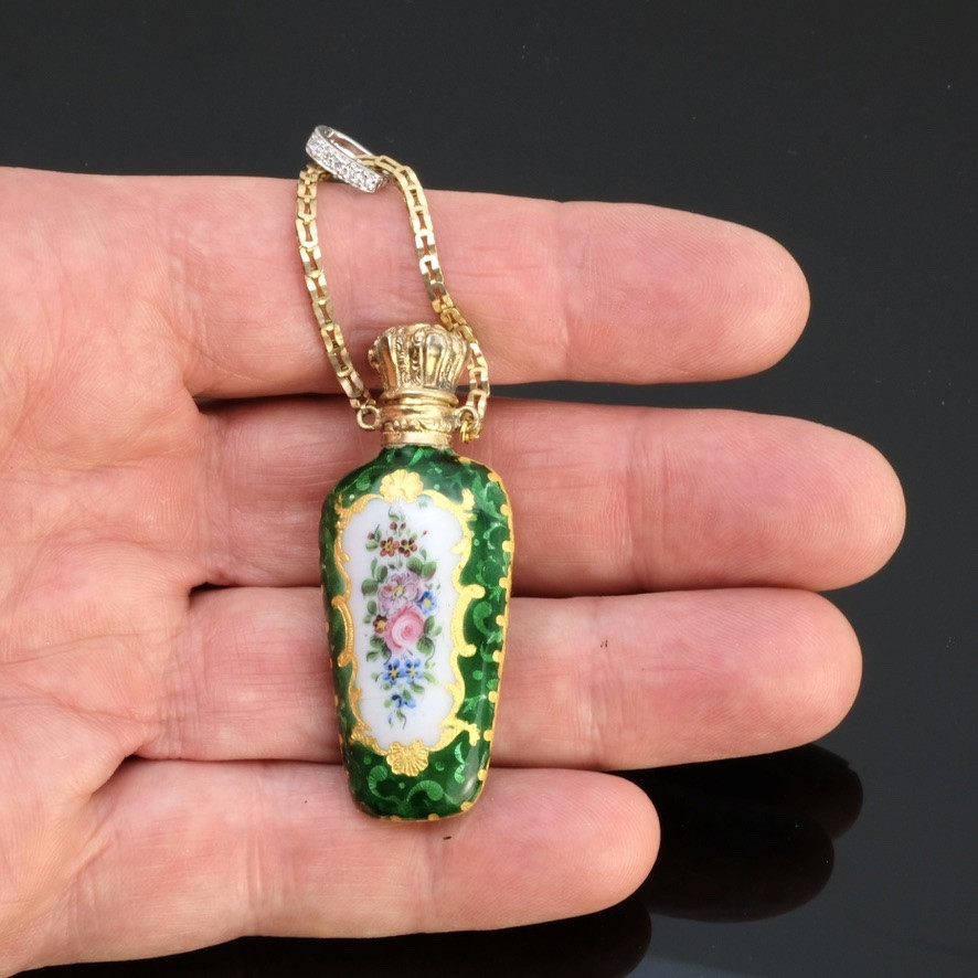 Hanging Salt Cellar, Vermeil, Green Enamel, Napoleon III Bouquets-photo-5