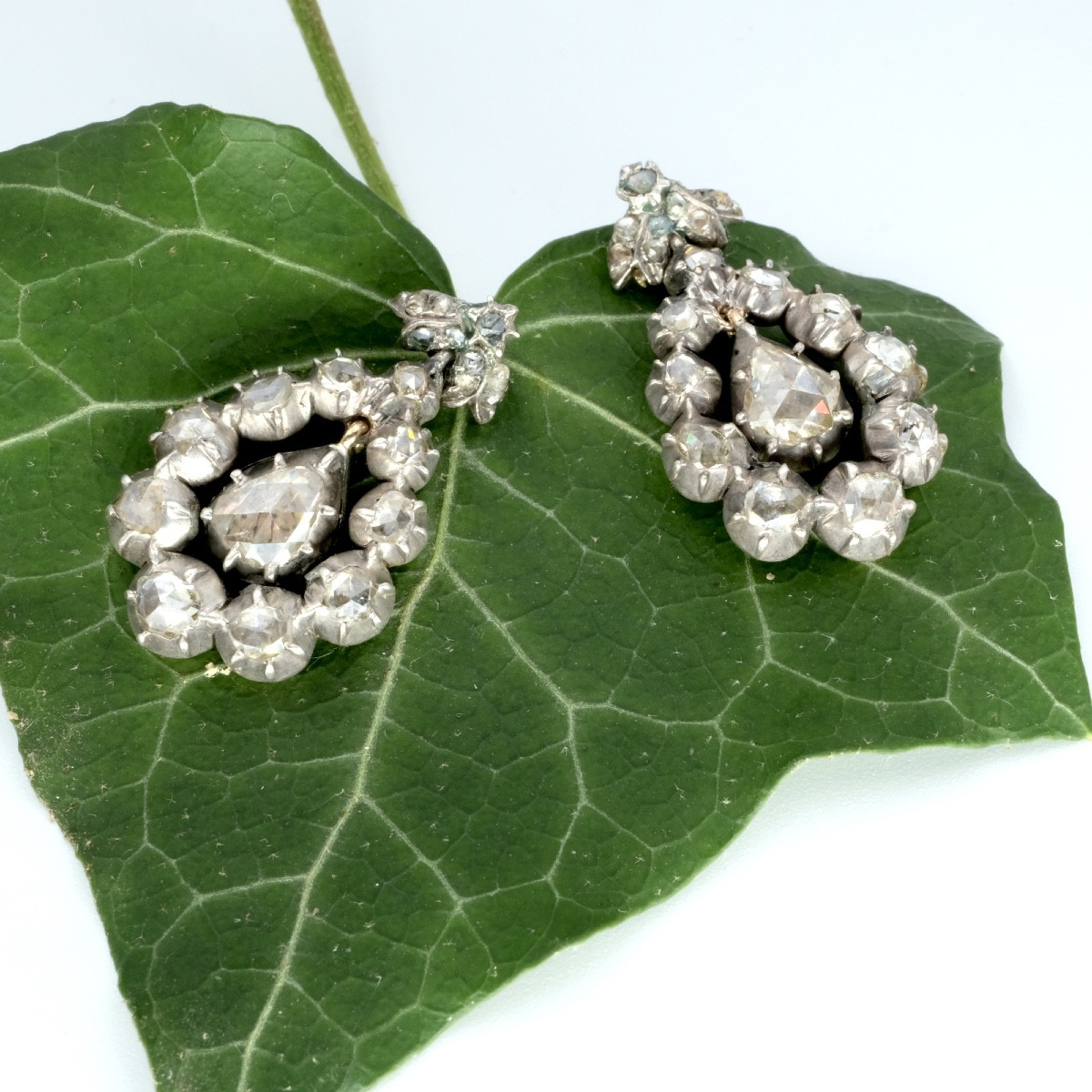 Boucles d'oreilles roses de diamants or et argent 18&egrave;me si&egrave;cle-photo-2