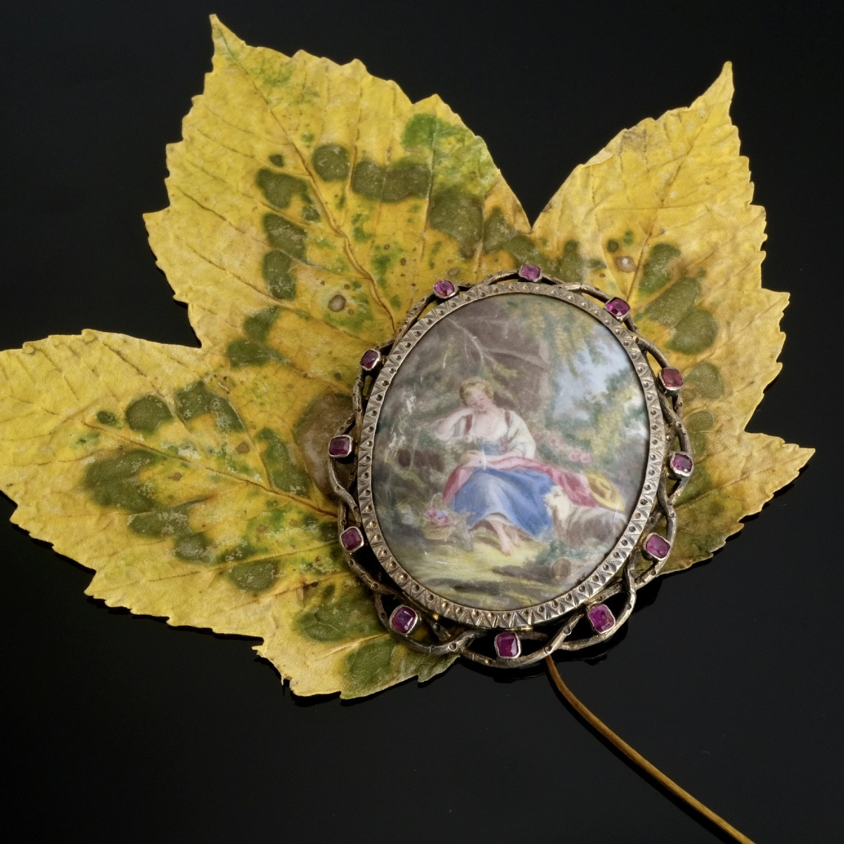 19th Century Miniature Enamel Brooch On Porcelain, Vermeil, Adorned With Rubies