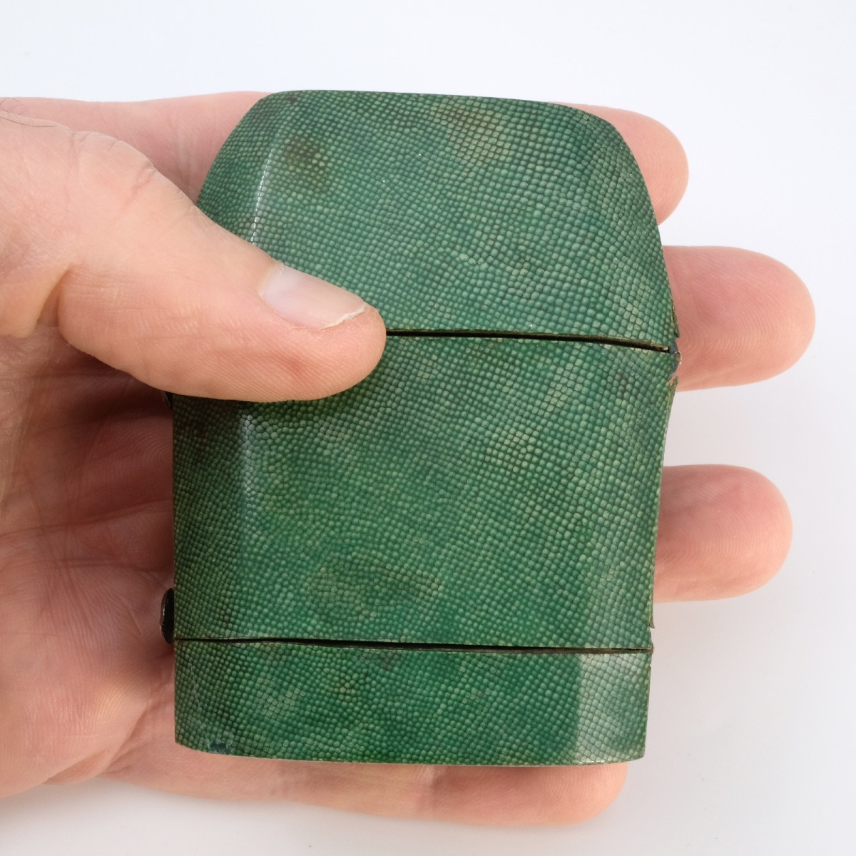 N&eacute;cessaire galuchat double flacons avec boite &agrave; mouches 18&egrave;me si&egrave;cle-photo-7