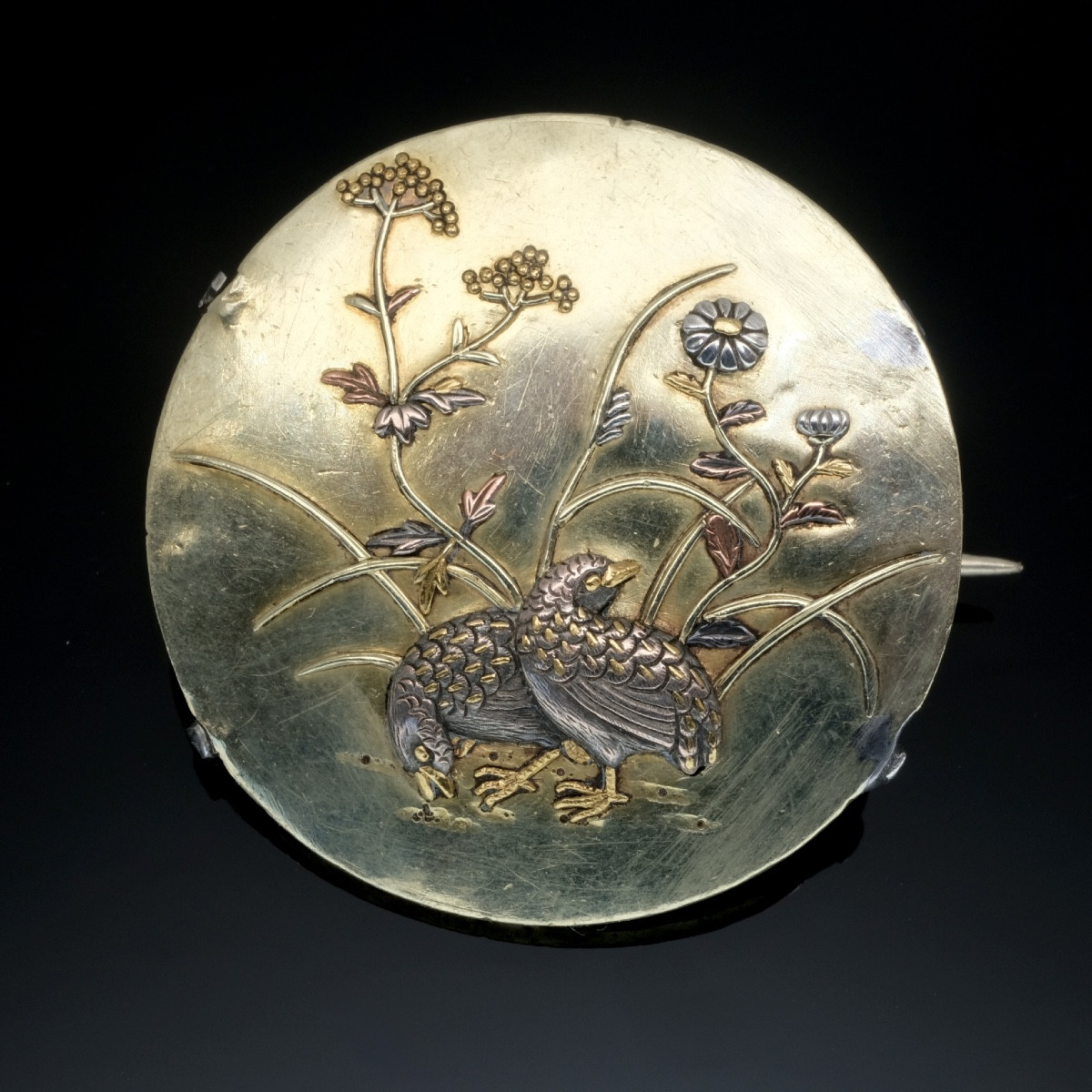 Broche shakudo cailles or et argent Meiji 19ème siècle
