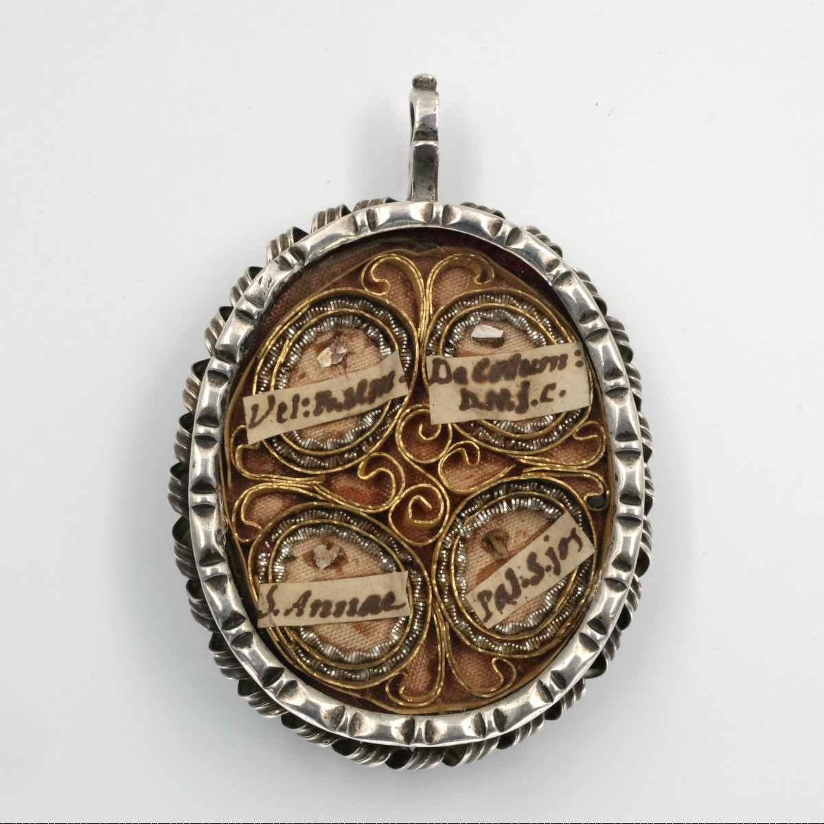 Vatican Reliquary Medallion, Silver Paper Filigree, 18th Century
