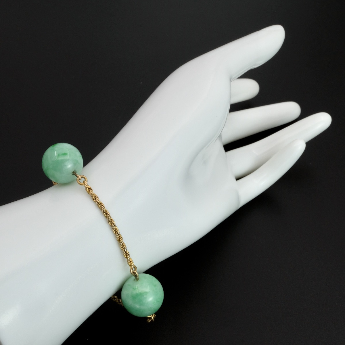 Bracelet époque Art Déco or boules de jadéite sur chaîne torsadée-photo-2