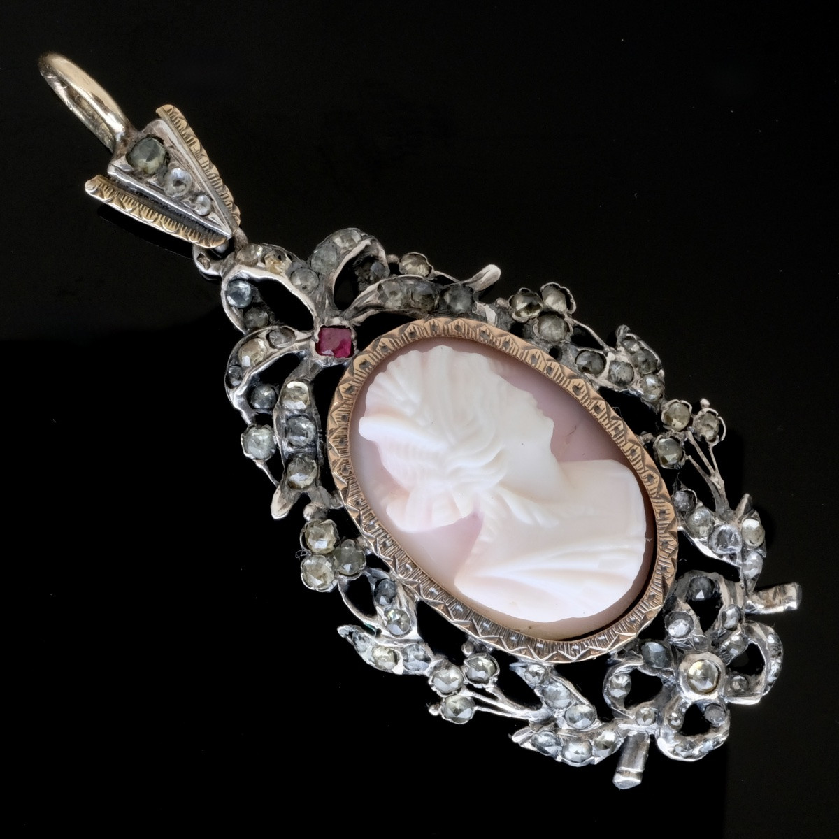 Pendentif époque Napoléon III camée et cristaux argent et or-photo-2