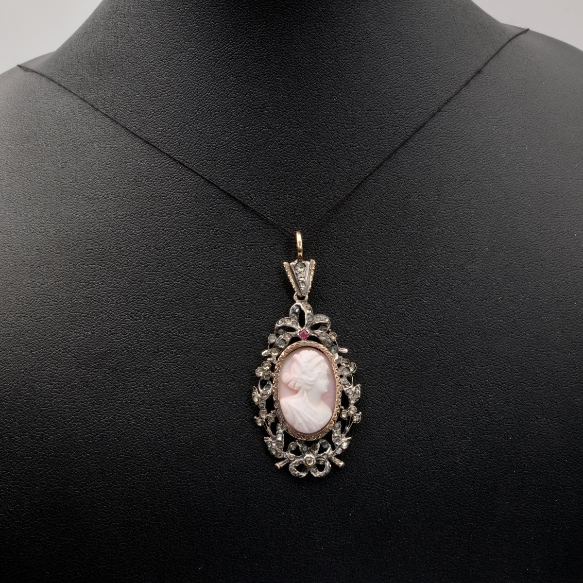 Pendentif époque Napoléon III camée et cristaux argent et or-photo-4