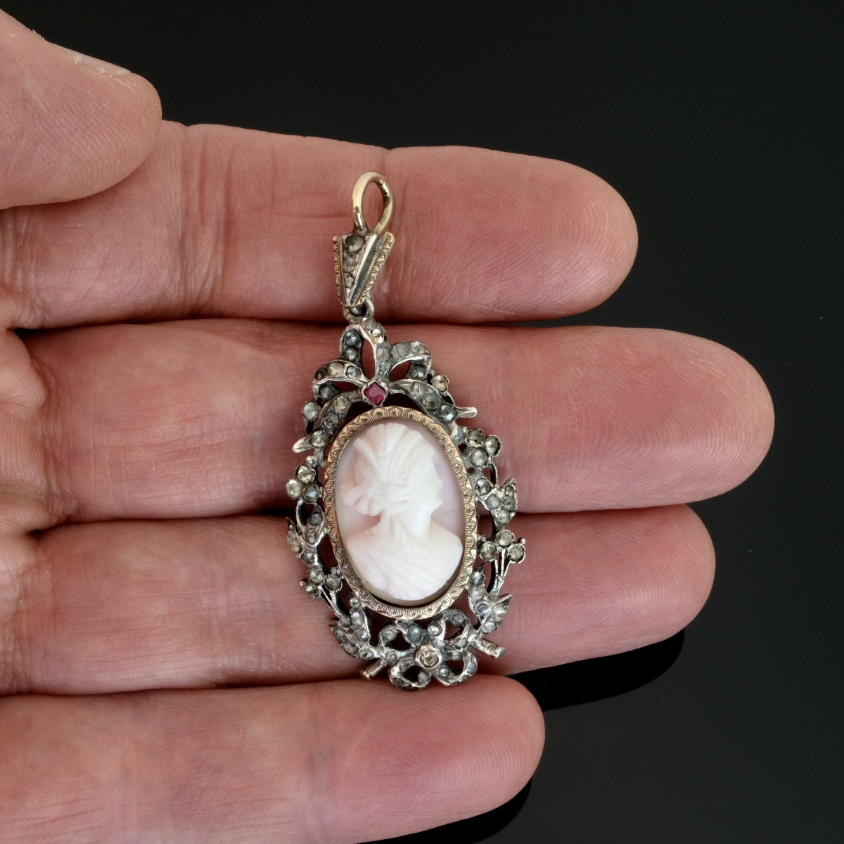 Pendentif époque Napoléon III camée et cristaux argent et or-photo-3