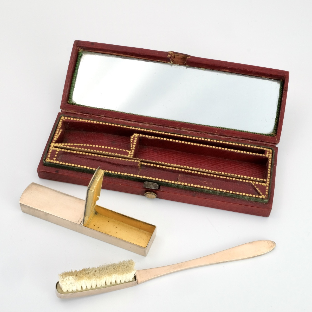 Nécessaire d'hygiène dentaire vermeil époque Premier Empire