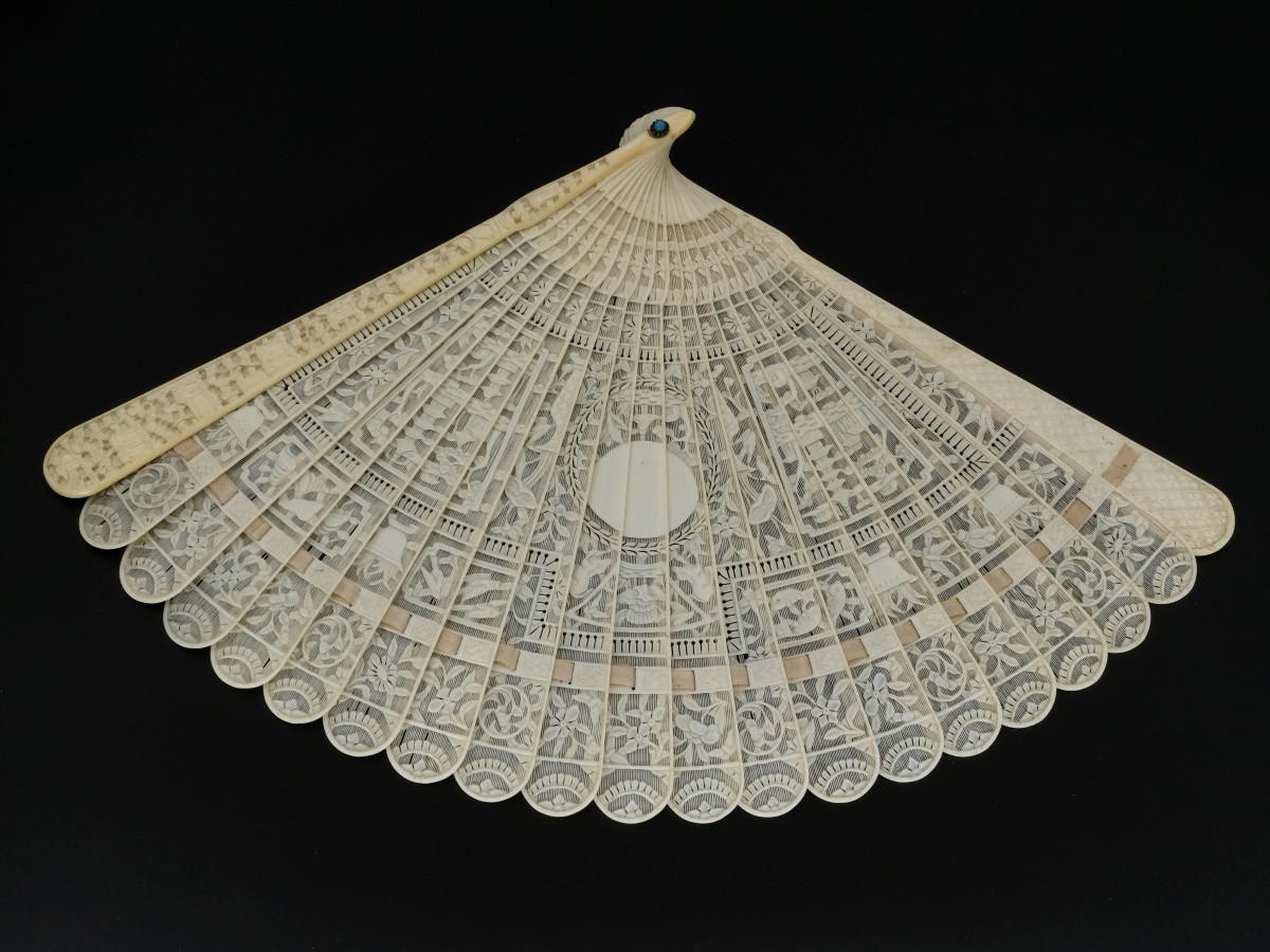 Carved Openwork Fan Canton 19th Century Ernest Kees-photo-3