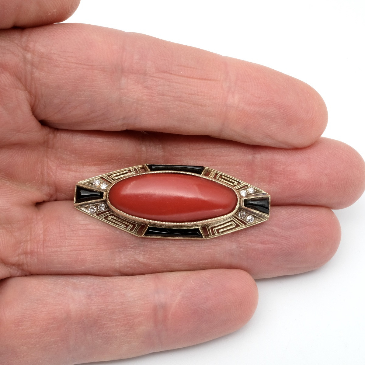Art Deco Gold, Coral, Diamonds And Onyx Brooch From The 20s-photo-3