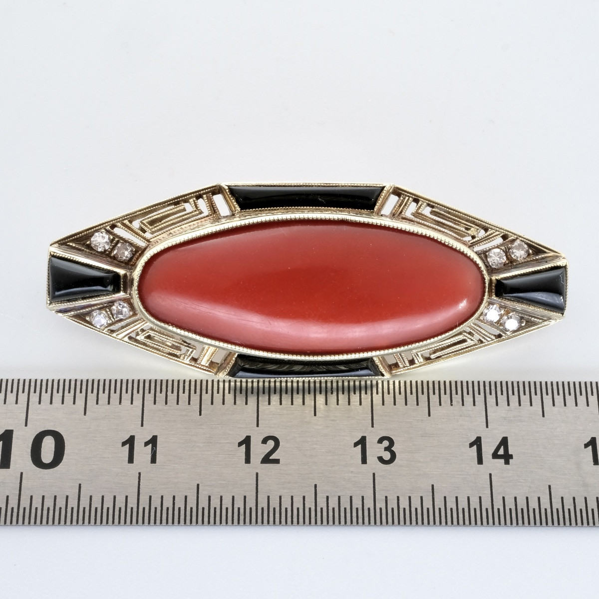 Art Deco Gold, Coral, Diamonds And Onyx Brooch From The 20s-photo-4