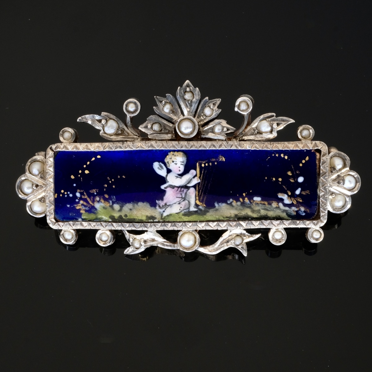 Broche Napoléon III chérubin musicien, Argent Émail et Perles
