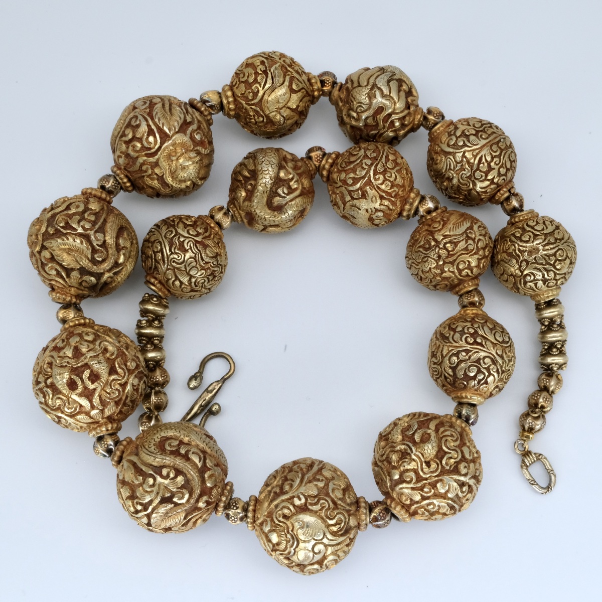 Collier perles bronze plaqué or et vermeil motifs dragons et animaux-photo-4