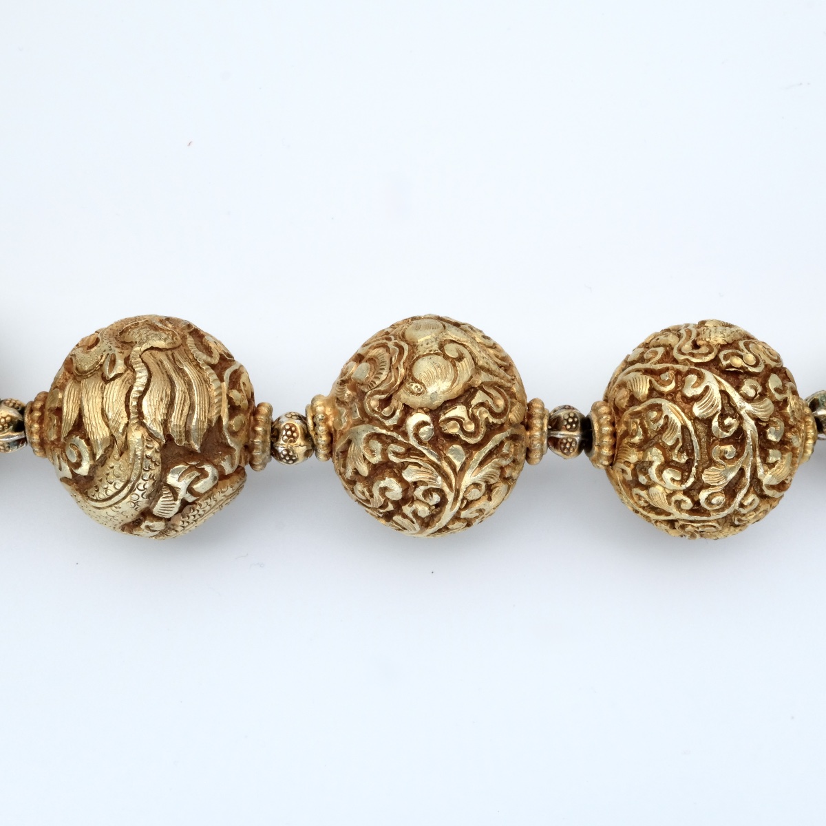 Collier perles bronze plaqué or et vermeil motifs dragons et animaux-photo-2