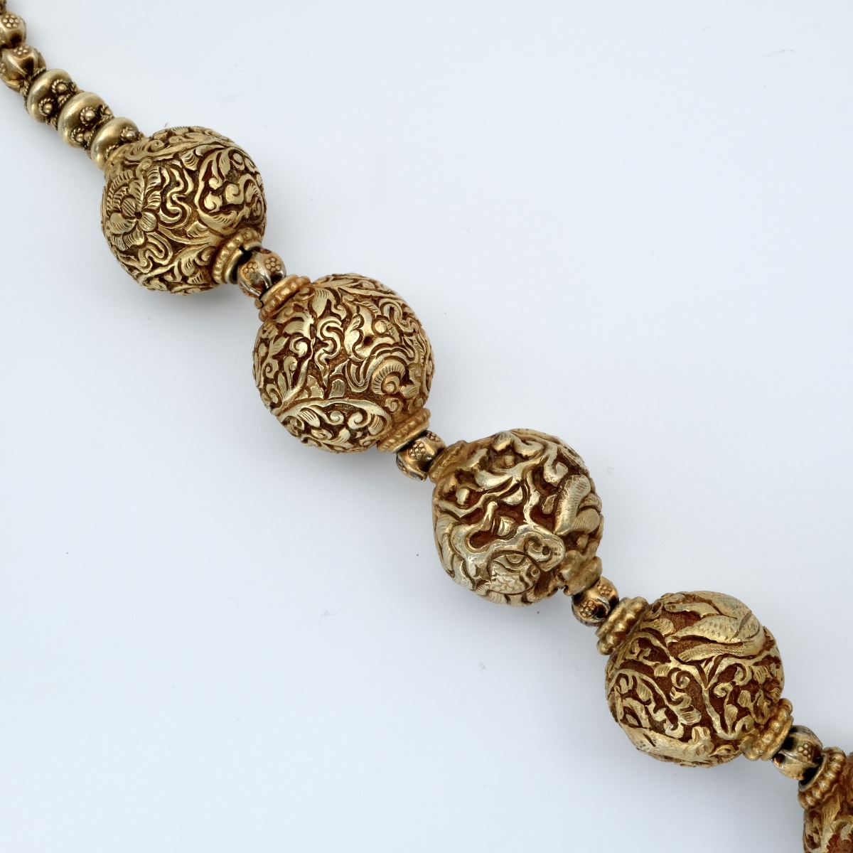 Collier perles bronze plaqué or et vermeil motifs dragons et animaux-photo-3