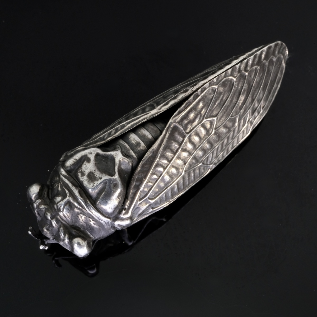 Naturalistic Cicada Brooch, Fine Silver, Late 19th Century-photo-4