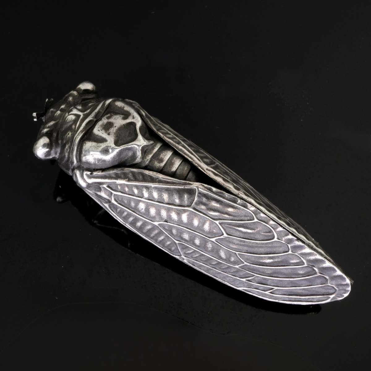Naturalistic Cicada Brooch, Fine Silver, Late 19th Century-photo-2