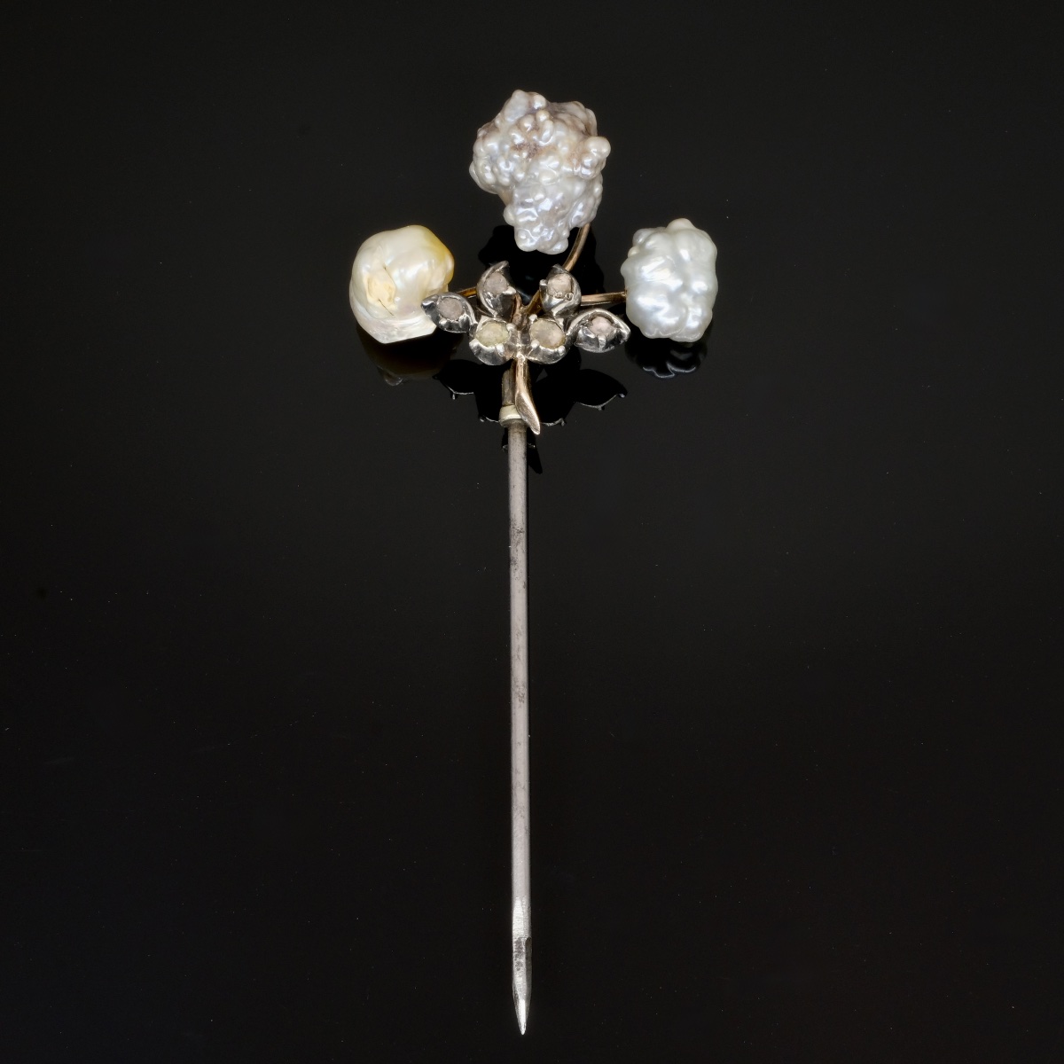 Épingle de revers perles fines baroques et roses diamants début 19ème-photo-2