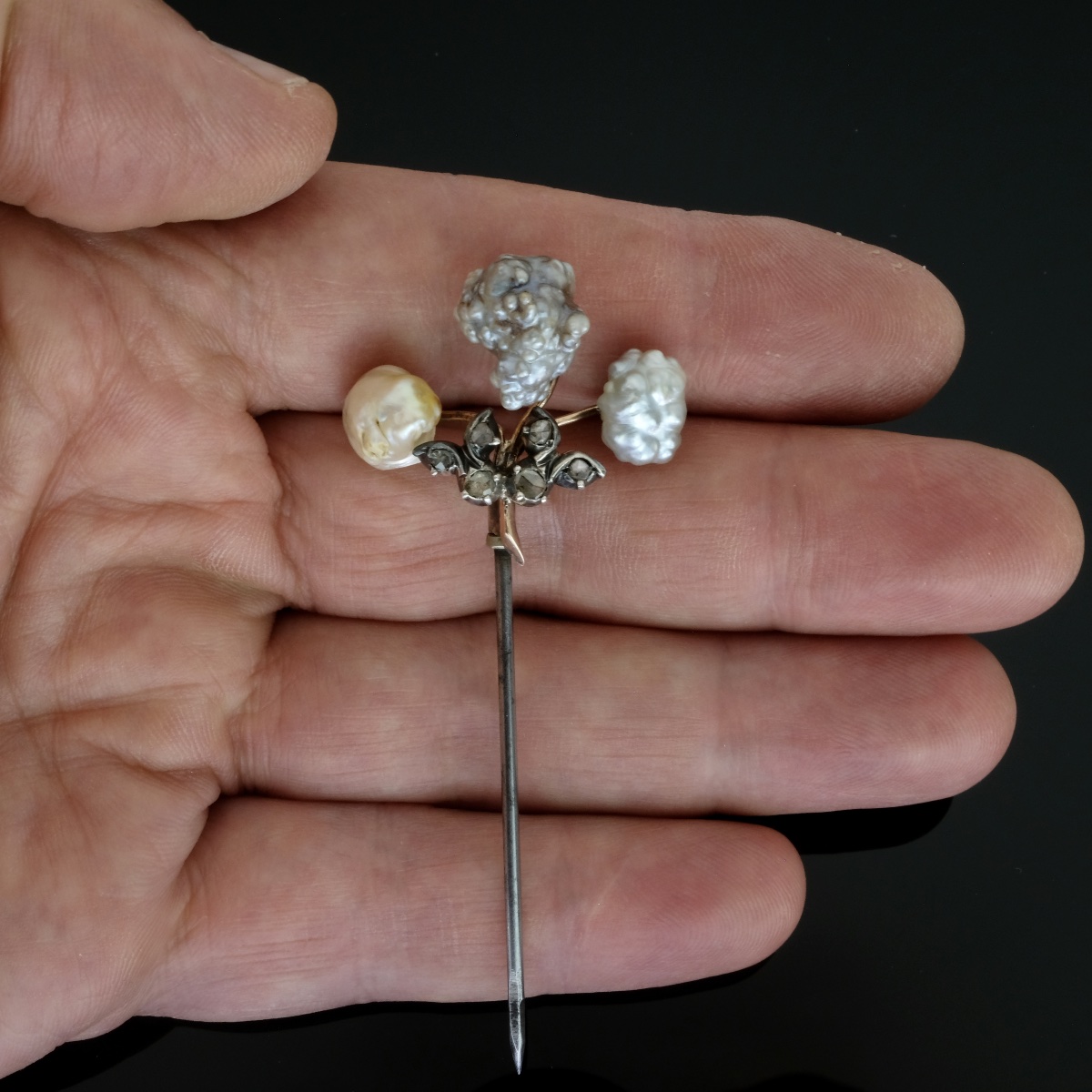 Épingle de revers perles fines baroques et roses diamants début 19ème-photo-4