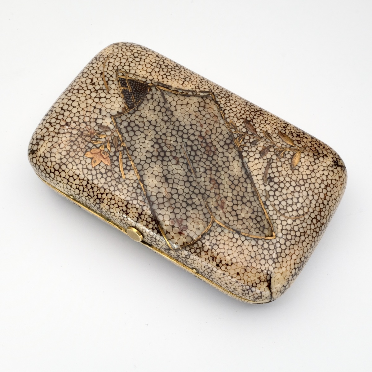Late 19th-century Japanese-style Lacquered-decorated Stingray Leather Sewing Case-photo-3