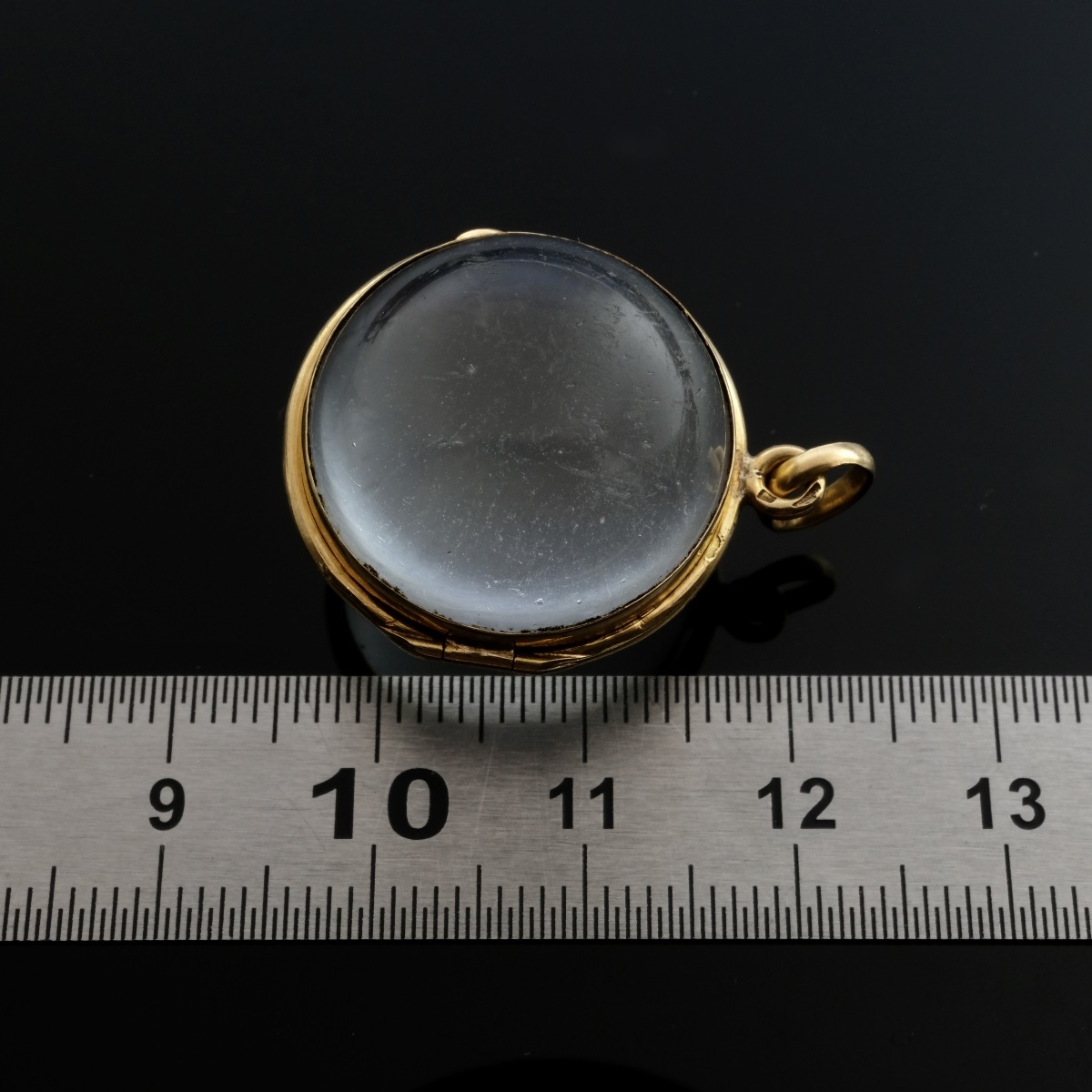 "pool Of Light" Crystal And 18-karat Gold Medallion, 1900-photo-5