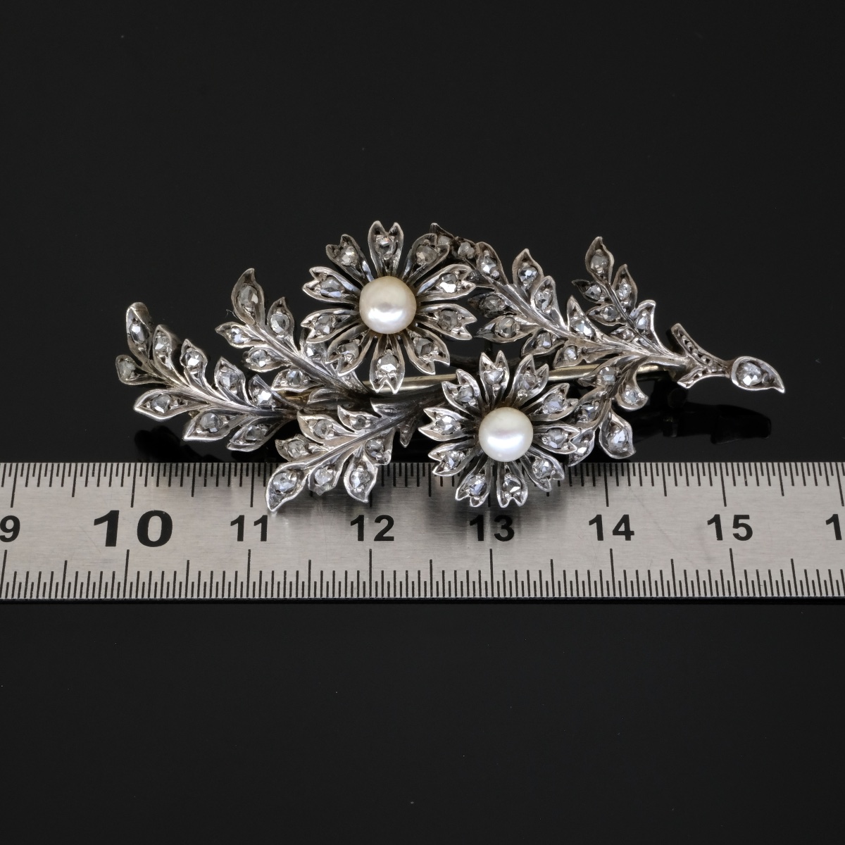 Broche feuillagée marguerites or et argent perles et diamants 19ème siècle -photo-6