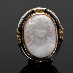Woman In Ecstasy Cameo Brooch, Silver And Gold Napoleon III