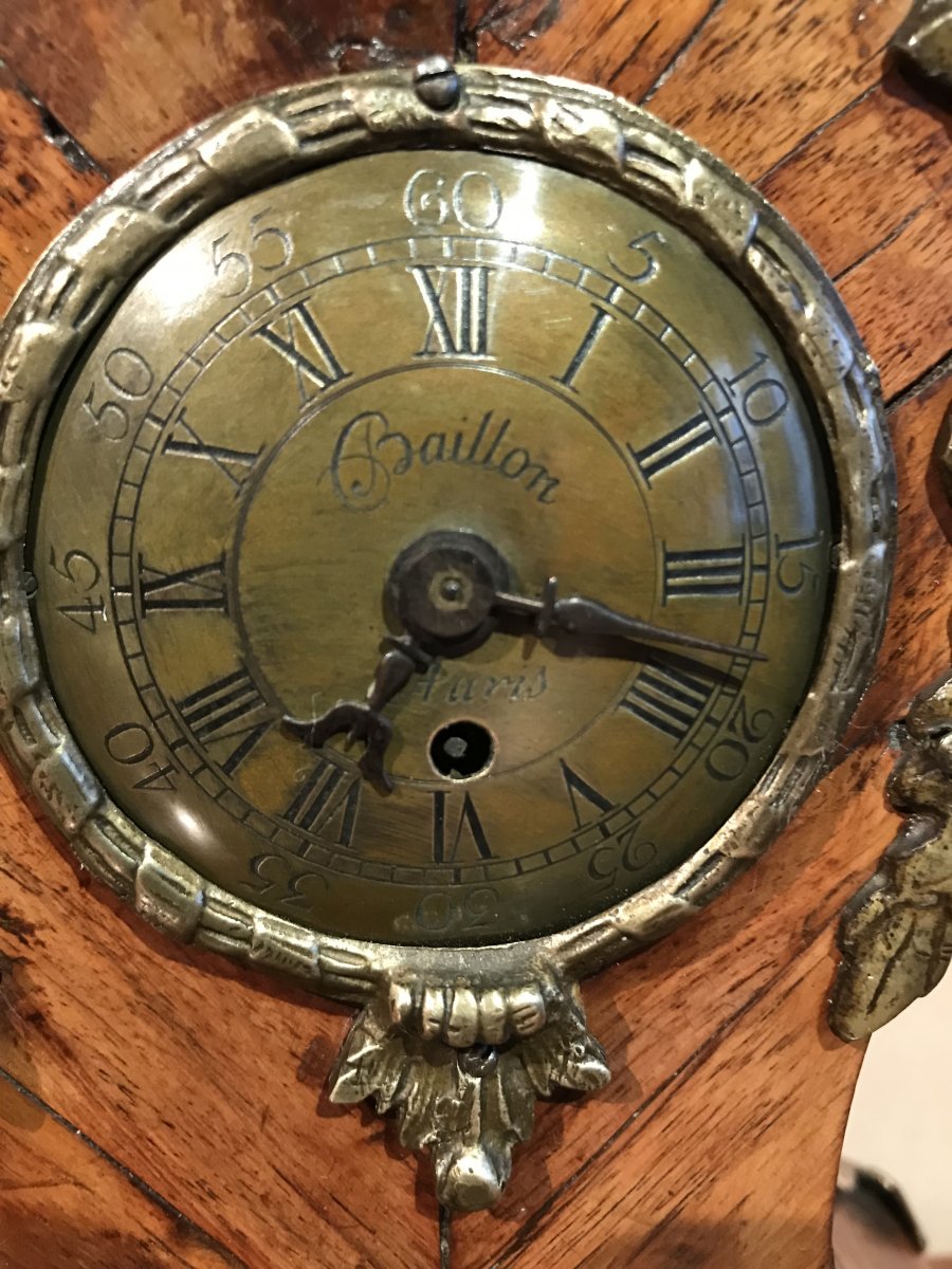 Louis XV Clock In Veneer Wood XVIIIth-photo-2